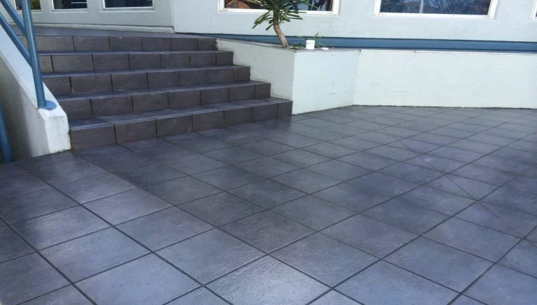 Tile Regrouting in Melbourne: When Do Your Tiles Need Regrouting?